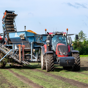 Ihr zertifizierter Vertriebspartner von Valtra Traktoren